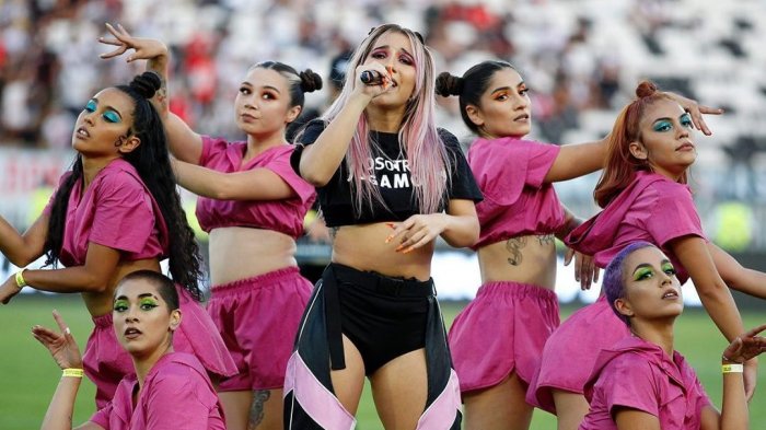 Princesa Alba sobre su primer videoclip en el Monumental: 