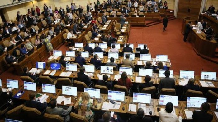 Proyecto que suspende pago del CAE se declaró inadmisible en el Parlamento