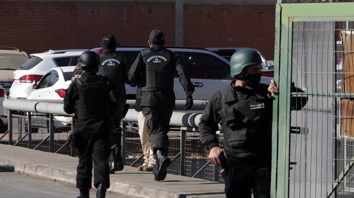 Graves incidentes por motín en Colina 1: Habrían cuatro gendarmes lesionados y uno gravemente herido