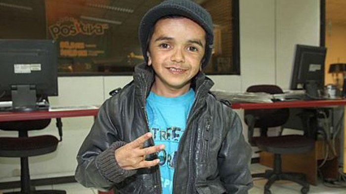 Hasta con auto deportivo incluido: La impresionante casa de Miguelito en Colina