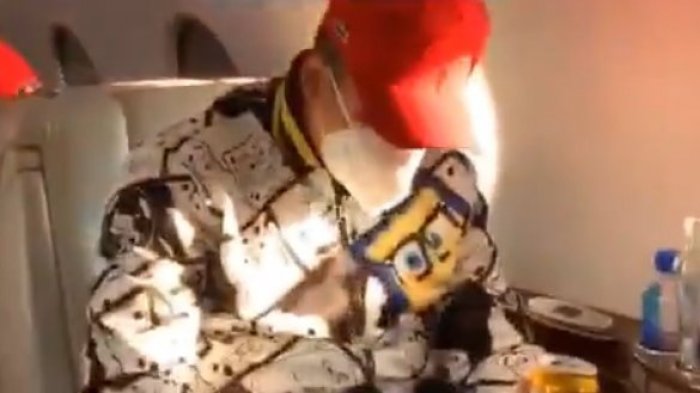 Cantantes de trap viajaron a Valdivia en jet privado:  Intendente Guevara anunció sumario sanitario por violar el cordón sanitario