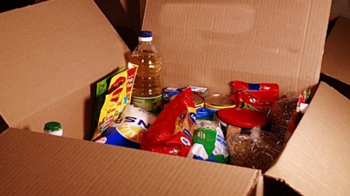 El precio del silencio: Narcos regalan dinero, mercadería, consolas de video juegos y funerales