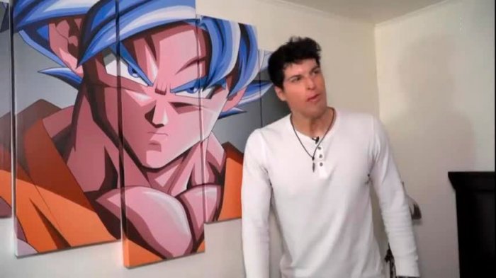 ¡Un fanático de Gokú y Superman!: Así es la casa y el dormitorio donde juega Ignacio Lastra