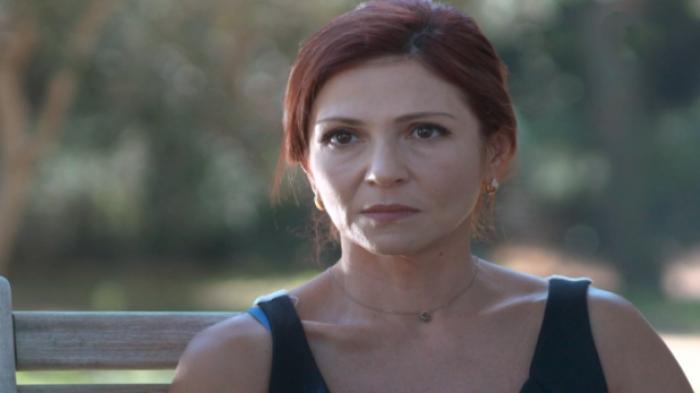 Mujer Desconocida | Capítulo 18