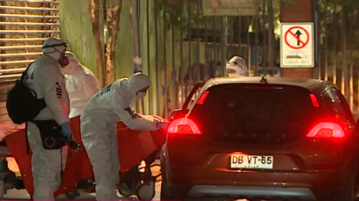 Balacera narco en un Cesfam de La Granja terminó con un hombre muerto y un paramédico herido a bala