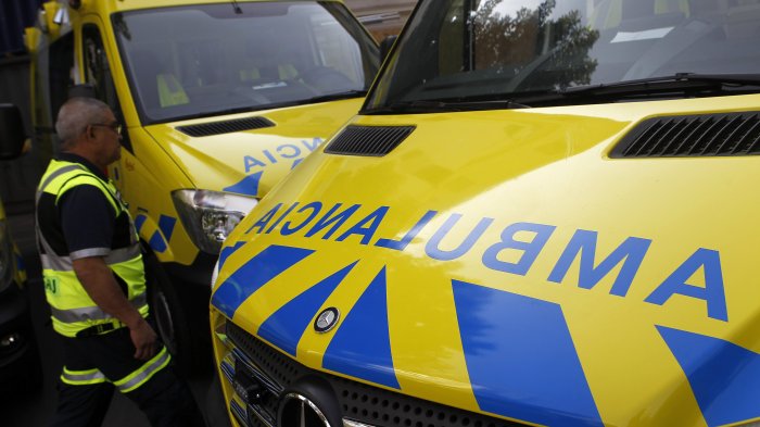 Ambulancias protestaron en Hospital El Pino por largas esperas de pacientes con Coronavirus