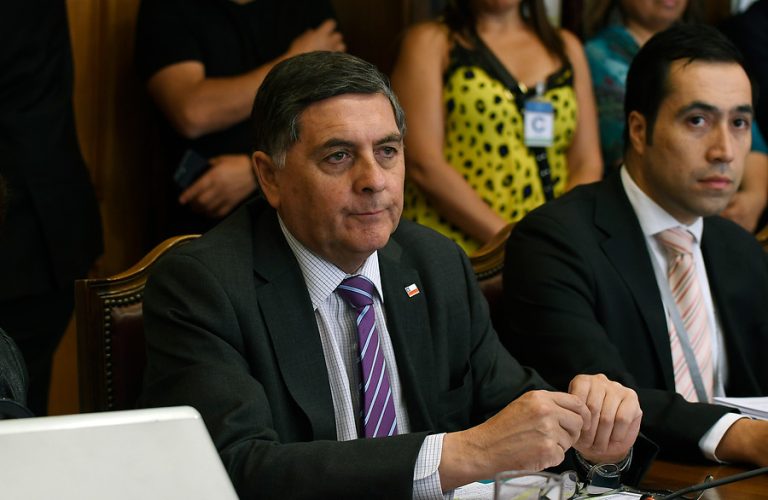 Negociar en tiempos de crisis: El rol que asumirá Claudio Alvarado, el nuevo ministro de Segpres