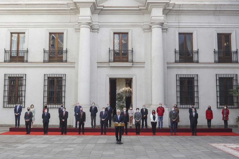 Sebastián Sichel deja el Ministerio de Desarrollo Social y hay cambios en Vivienda y la Segpres