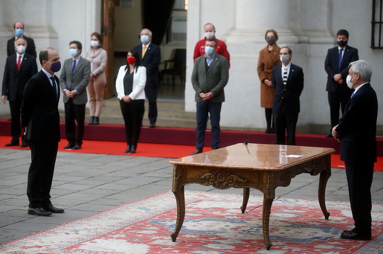 Reacciones al cambio de gabinete: Oposición acusa 