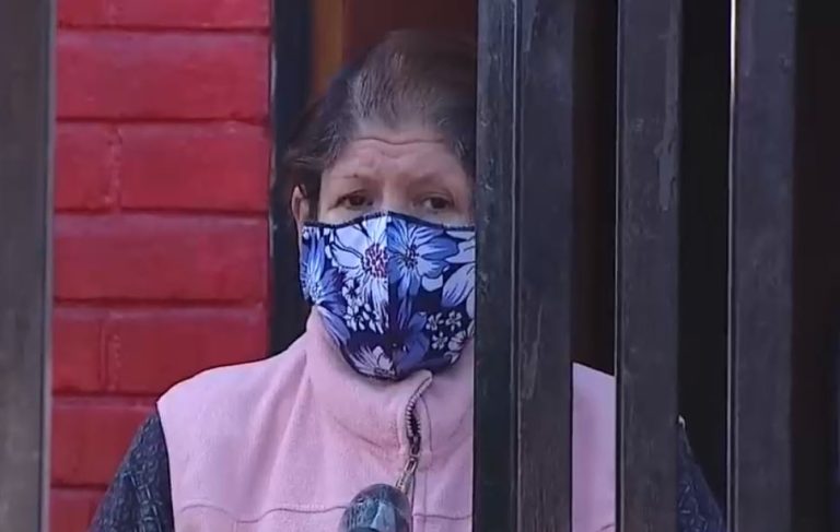 Sola a los 68 años y con COVID-19: 