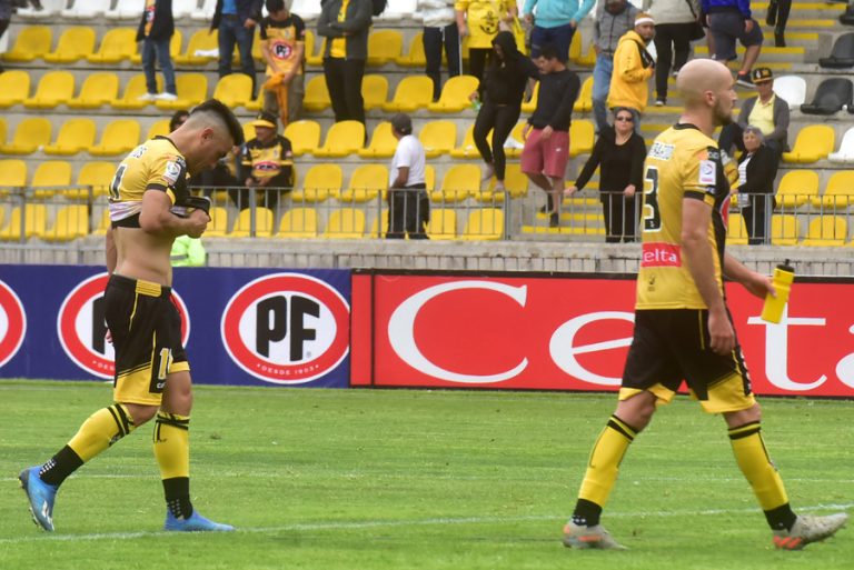 La salud primero: Coquimbo cambió su plan retorno tras segundo caso de COVID-19 en el club