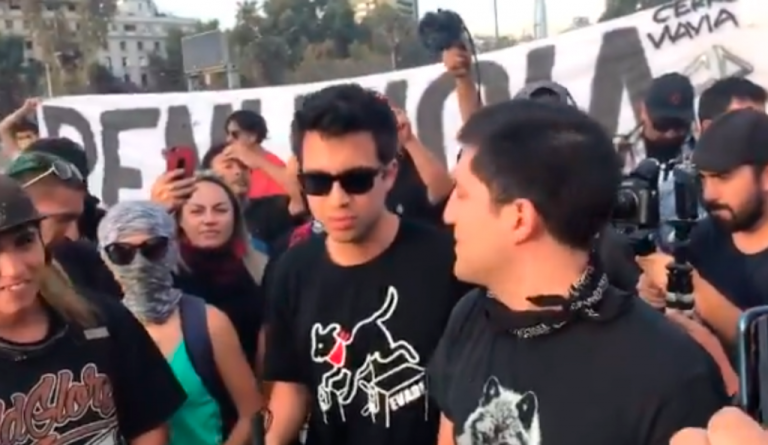 Caso Gustavo Gatica: Carabineros dio de baja a un funcionario por 