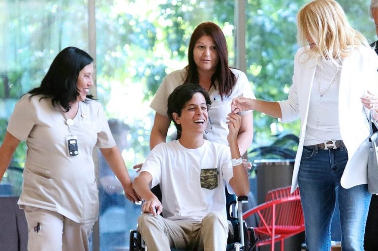 Máximo Menem a casi dos años del tumor cerebral: 