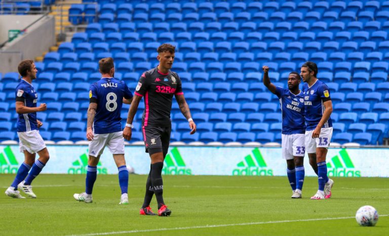 El Leeds de Bielsa pierde el liderato tras caer sorpresivamente ante el Cardiff