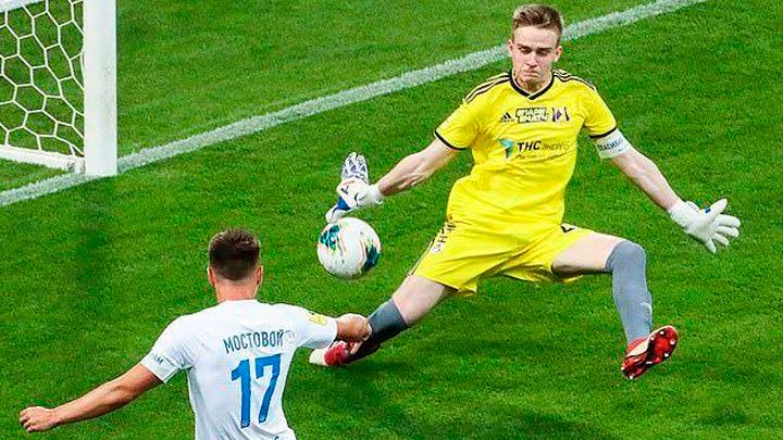 Arquero ruso recibió 10 goles pero tuvo 15 atajadas destacadas: Fue elegido como figura del partido