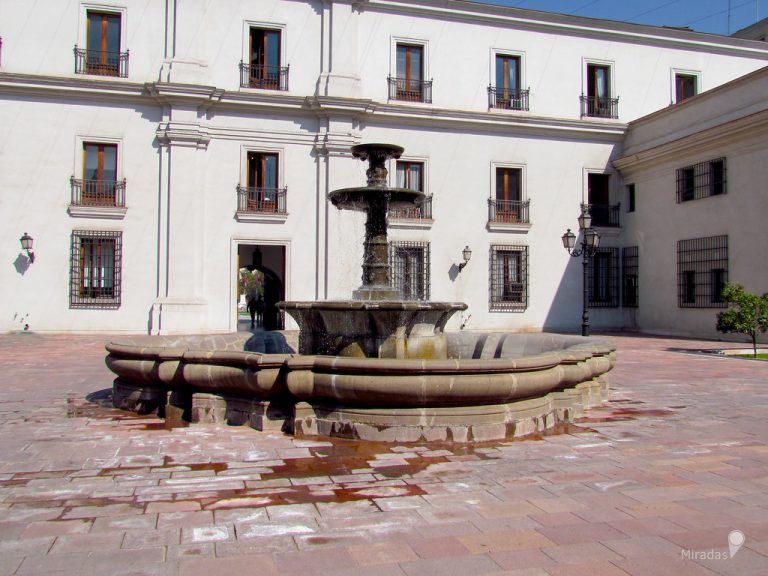 La Moneda asegura que no compró productos gourmet indicados en licitación de casino