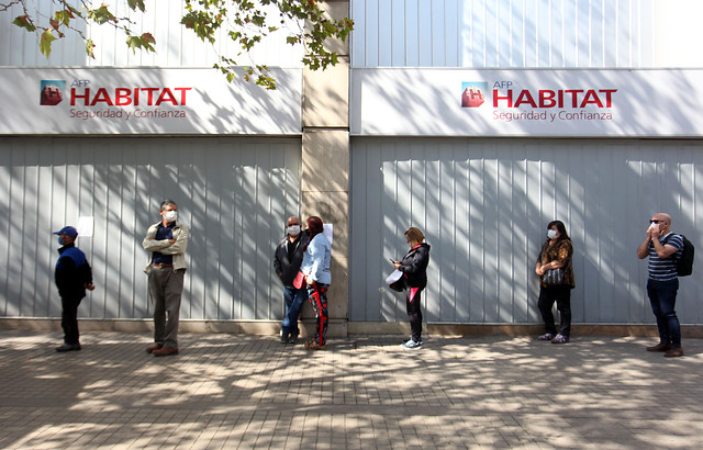 Diputados aprueban proyecto que pide al presidente patrocinar retiro de fondos de las AFP