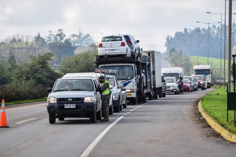 Región Metropolitana, de Valparaíso y el gran Concepción con cordones sanitarios este fin de semana largo