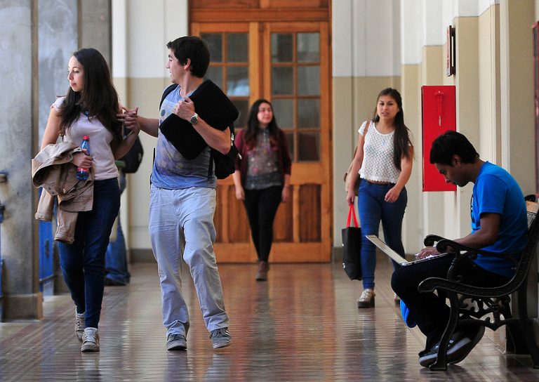 ¿Cómo apelar a la gratuidad, becas y créditos en la educación superior?