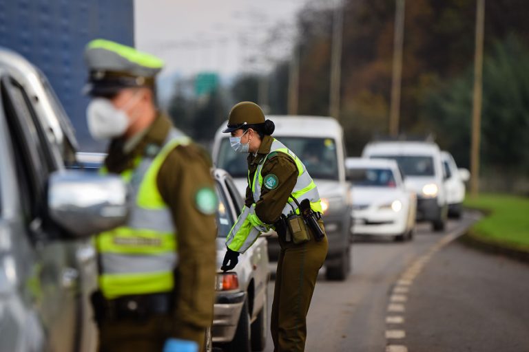 Escape en el maletero: Formalizan a dos personas por el fallido intento de burlar el cordón sanitario