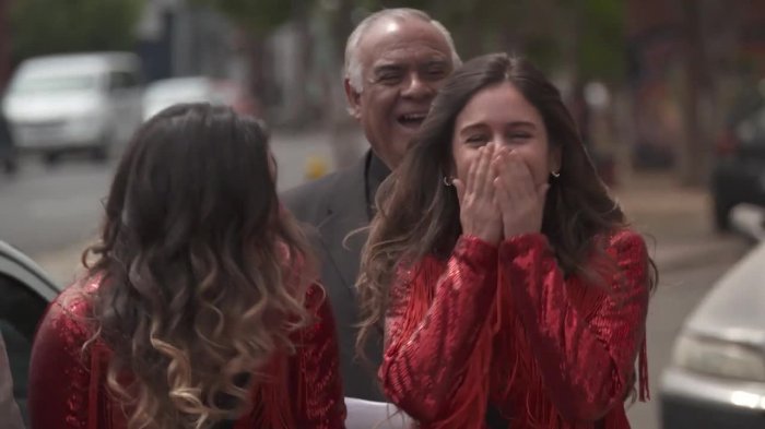 ¡No podrás parar de reír! Disfruta de los chascarros de las grabaciones de nuestra teleserie Gemelas