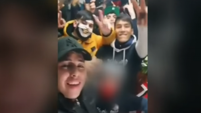 Masivo velorio en Lo Espejo: Drogas y un cantante de reggaeton fueron parte de la ceremonia