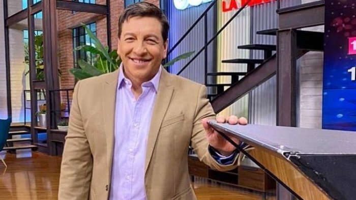 “Lo más grande de la TV”: Seguidores de Julio César Rodríguez estallan de amor tras emotivo mensaje del animador