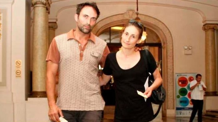 “Aquí es donde estudiamos”: La bella casa de Amparo Noguera y Marcelo Alonso en Ñuñoa