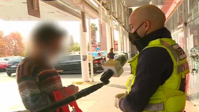 Nueva fiscalización en Las Condes: Personas transitan sin mascarillas ni permisos