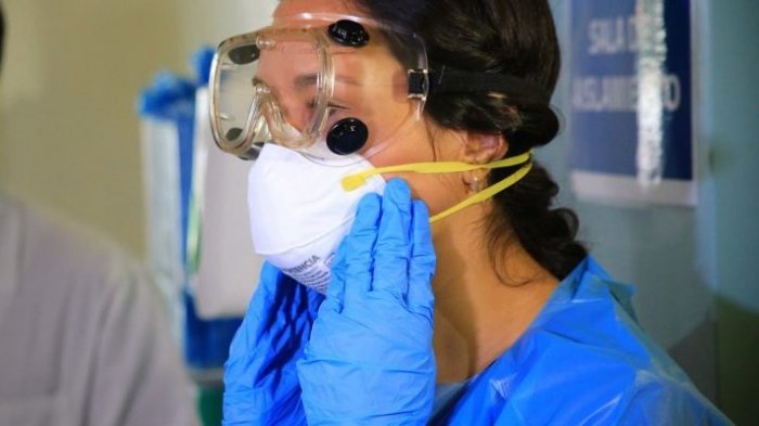 Médicos intensivistas advierten que crisis por coronavirus podría extenderse hasta agosto