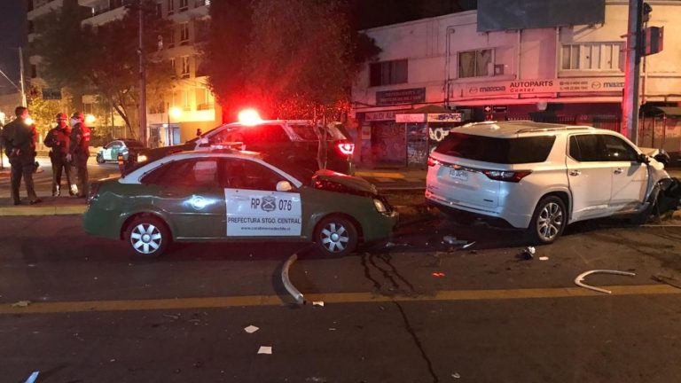 Persecución a disparos terminó con un detenido y el choque de una patrulla policial en Ñuñoa