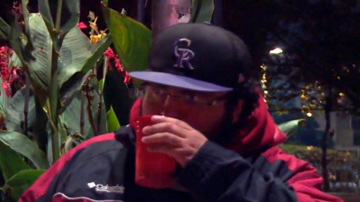 Fiscalizadores de Macul sorprendieron carrete en una plaza de la comuna en pleno toque de queda