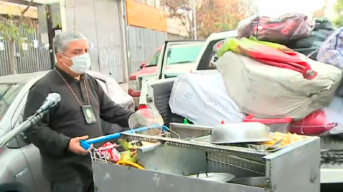 Conflictos en medio de fiscalización a vendedores ambulantes en Estación Central