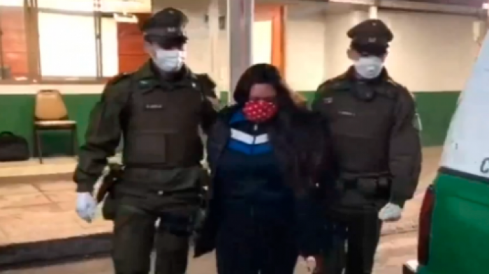 Carabineros detuvo a una pareja por homicidio: Un hombre resultó muerto a causa de una herida con arma blanca