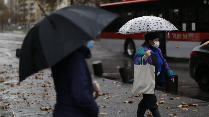 Sistema frontal: Santiago acumuló 21,4 milímetros de agua y la próxima semana vuelven las lluvias