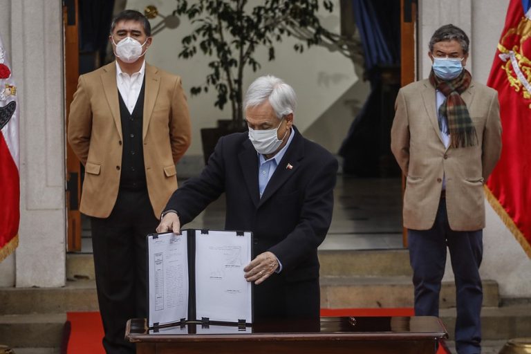 Familias denuncian que no han recibido el IFE: 