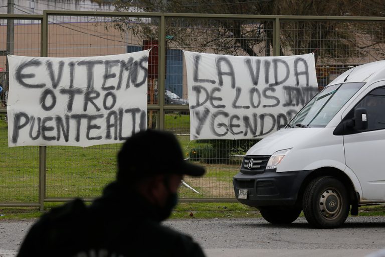 Piden informe a Gendarmería por eventual traslado de 830 reos de Santiago a Concepción