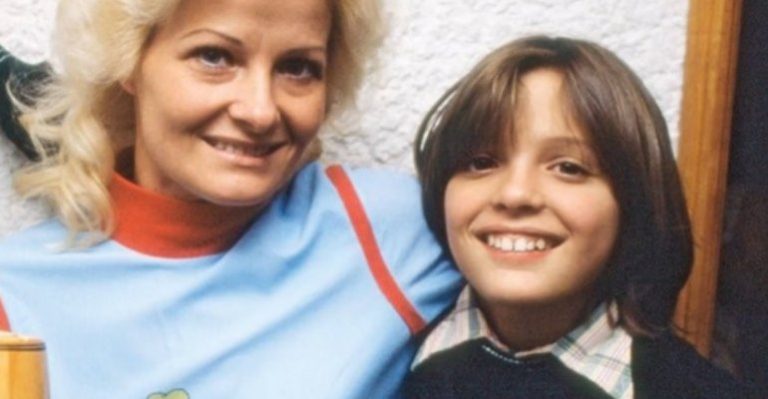 Periodista asegura que la madre de Luis Miguel está internada en un psiquiátrico de Argentina