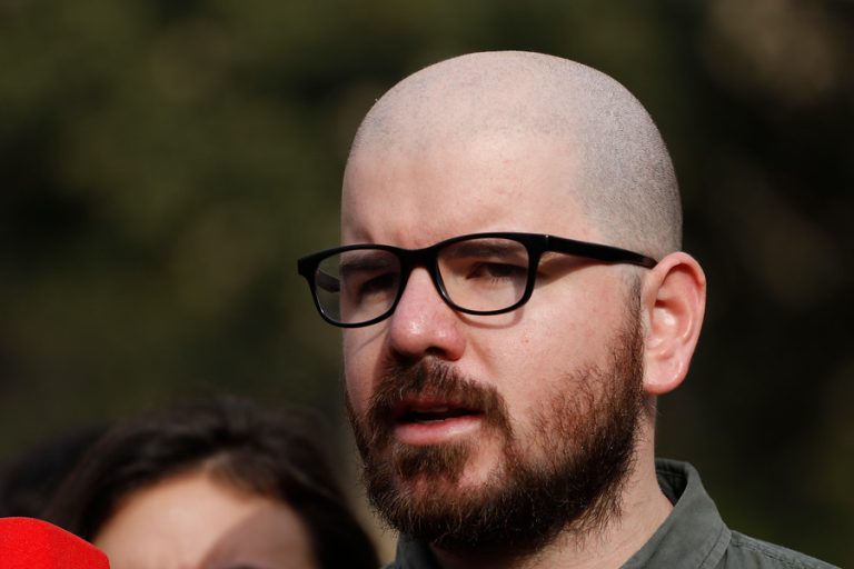 Jackson cree que Plan de Protección para la Clase Media es una carga más que una protección