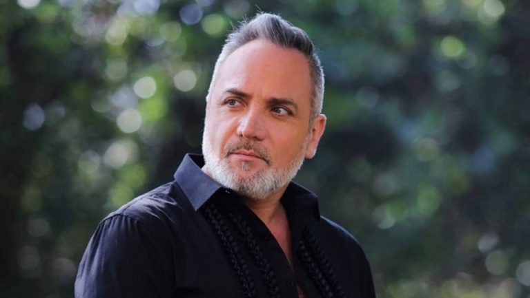 Piden que se quede en Miami: Duras críticas contra Lucho Jara tras conocerse que viajó a EE.UU. en avión