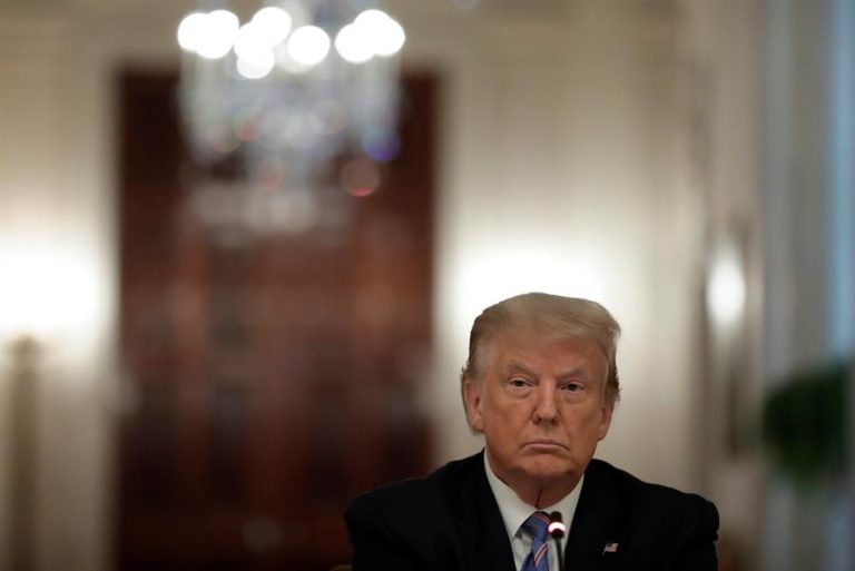 Trump habría pagado para que hicieran sus exámenes SAT y otras revelaciones del libro de su sobrina