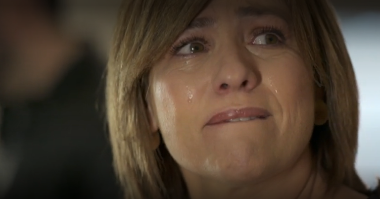 Mujer Desconocida | Capítulo 54