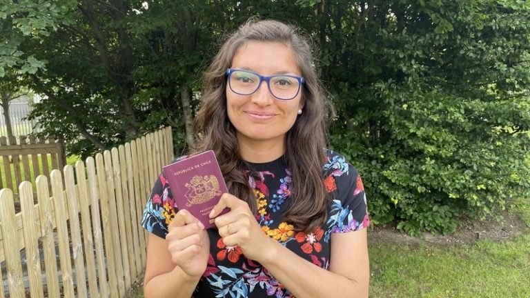 Le terminaron pidiendo disculpas: Estudiante chilena estuvo 12 días detenida en Irlanda