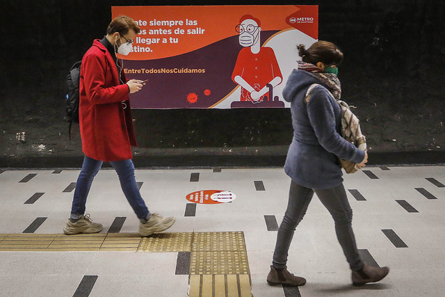 Chile registra la cifra más baja de casos nuevos desde el 12 de mayo y Senado alista votación por el retiro de fondos