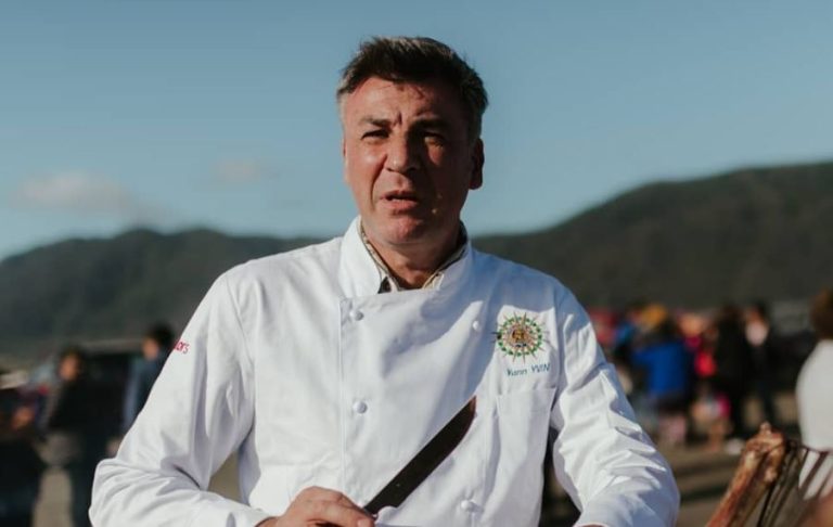 Yann Yvin sufre violento robo de su vehículo: Quedó con una grave lesión en el rostro