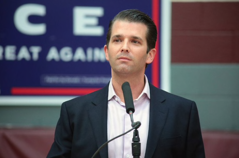 Twitter restringe cuenta del hijo de Trump luego de asegurar que mascarillas son innecesarias