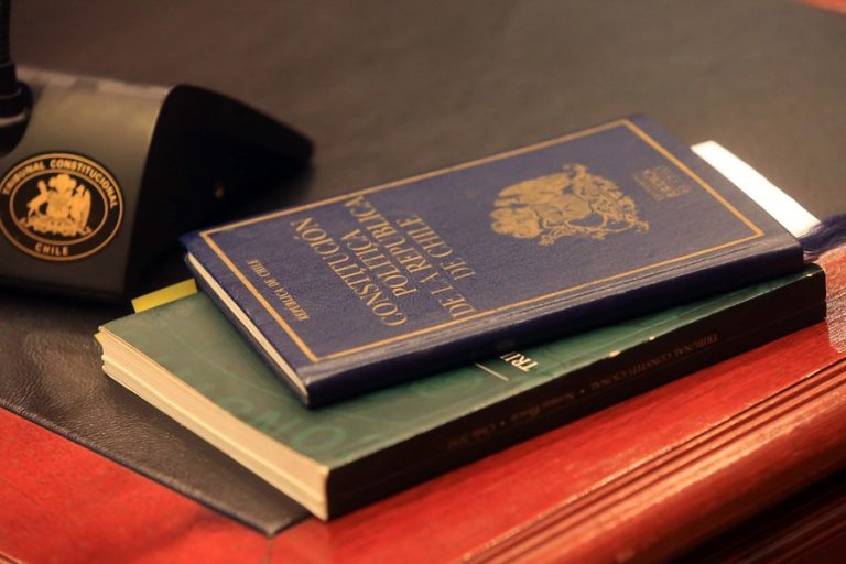 Admiten recurso contra Ley de Matrimonio que considera homosexualidad como causal de divorcio culposo