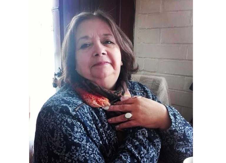 Vendía ensaladas para ayudar con canastas familiares, se contagió en un trayecto y murió de COVID-19