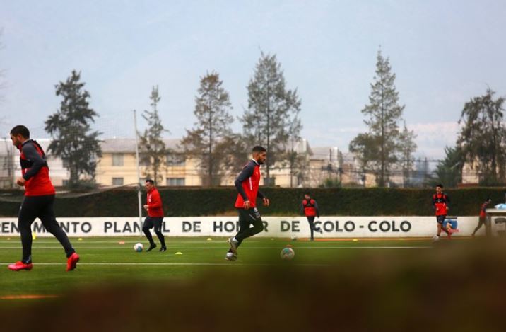 Colo Colo confirma que jugador está contagiado de coronavirus