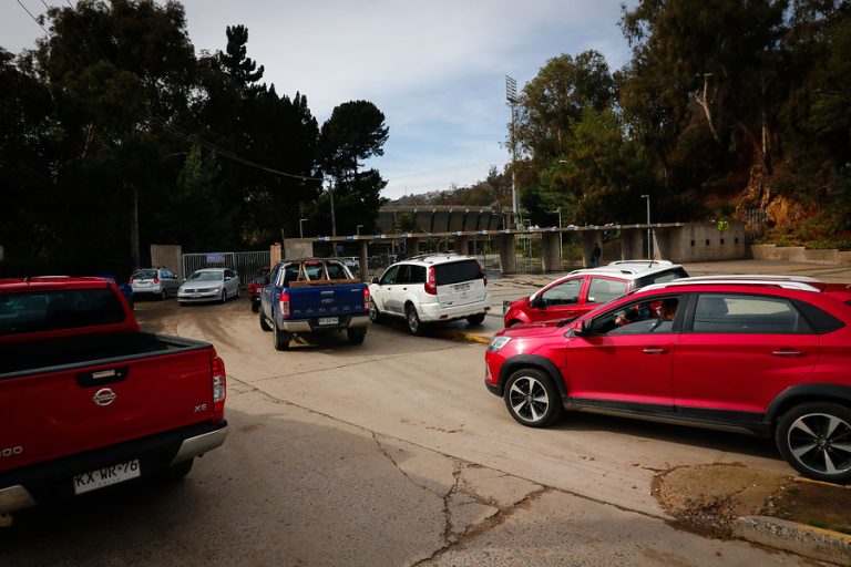 Guía para volver a usar el auto y manejar tras muchos meses de cuarentena
